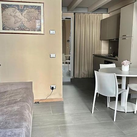 Couple'S Dream Loft 100Mt From Duomo And Lake コモ エクステリア 写真